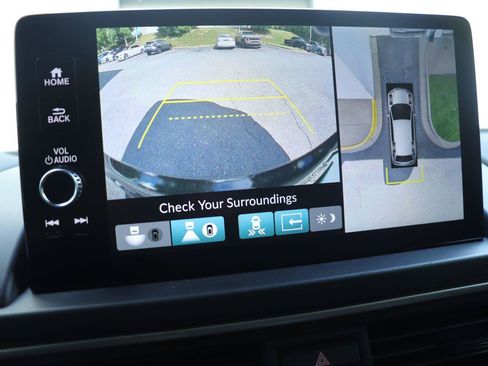Used 2024 Honda Pilot Elite image 34