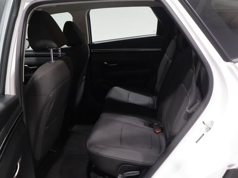 Used 2023 Hyundai Tucson SE AWD/4WD image 16