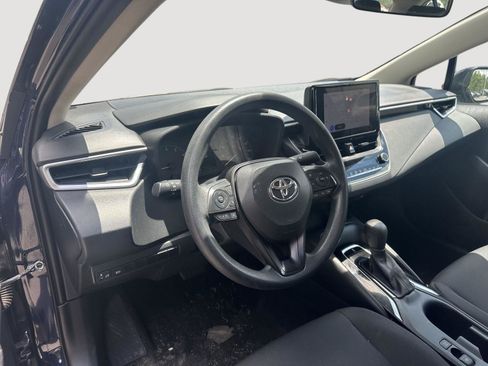 Used 2024 Toyota Corolla LE FWD image 11