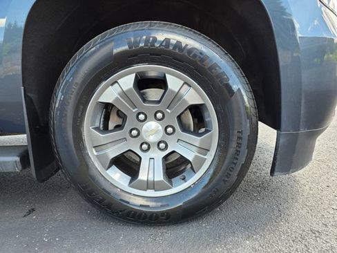 Used 2019 Chevrolet Tahoe LS AWD/4WD image 12