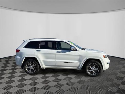 Used 2019 Jeep Grand Cherokee Overland image 8