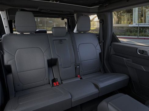 New 2025 Ford Bronco Outer Banks AWD/4WD image 12