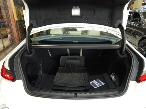 Used 2019 BMW 330i xDrive Sedan w/ Convenience Package image 8