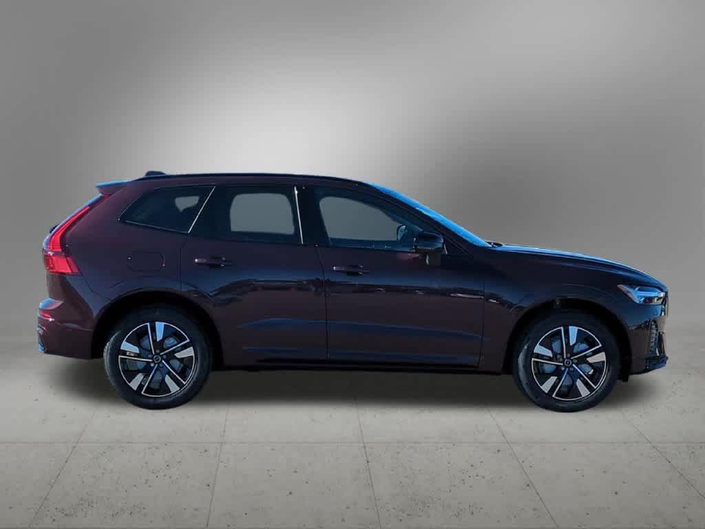 Used 2026 Volvo XC60 B5 Plus w/ Protection Package Premier AWD/4WD image 7