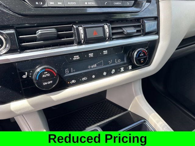 Used 2024 Nissan Pathfinder SV AWD/4WD image 23