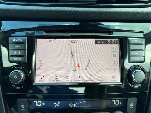 Used 2019 Nissan Rogue Sport SV w/ Technology Package AWD/4WD image 18