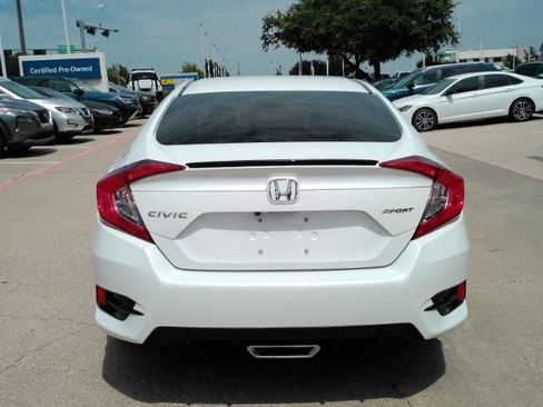 Used 2021 Honda Civic Sport image 7