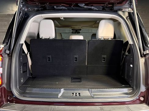 Used 2023 Ford Expedition Platinum AWD/4WD image 11