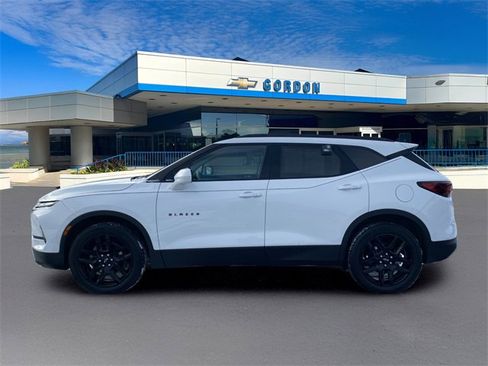 Used 2024 Chevrolet Blazer LT w/ Convenience Package image 3
