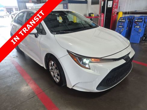 Used 2021 Toyota Corolla LE FWD image 5