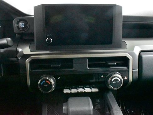 Certified 2026 Toyota Tacoma SR5 image 20