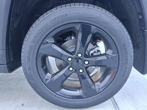 New 2026 Jeep Grand Cherokee Limited w/ Limited Altitude Package RWD image 12
