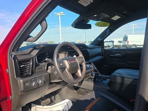 Used 2023 GMC Sierra 1500 AT4 w/ AT4 Preferred Package image 12