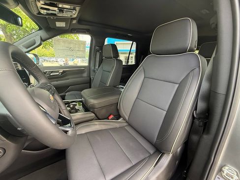New 2026 Chevrolet Tahoe Premier w/ Sun And Tow Package AWD/4WD image 27