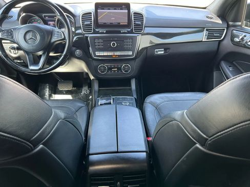 Used 2019 Mercedes-Benz GLS 550 4MATIC image 10