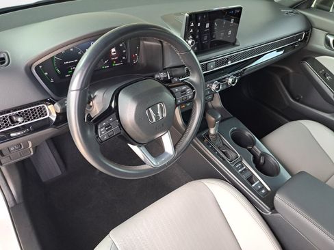 Used 2025 Honda Civic Sport Touring image 13