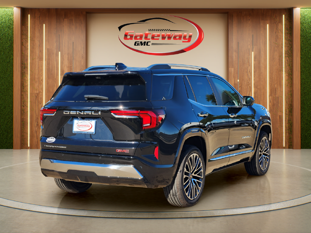 New 2027 GMC Terrain Denali w/ LPO, Floor Liner Package AWD/4WD image 3