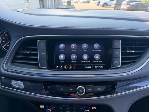 Used 2024 Buick Enclave Essence w/ Experience Buick Package AWD/4WD image 13