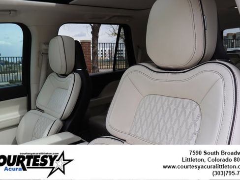 Used 2021 Lincoln Navigator Black Label w/ Special Edition Package AWD/4WD image 22