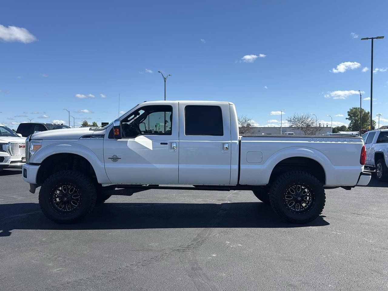 Used 2016 Ford F250 Platinum w/ FX4 Off-Road Package AWD/4WD image 2