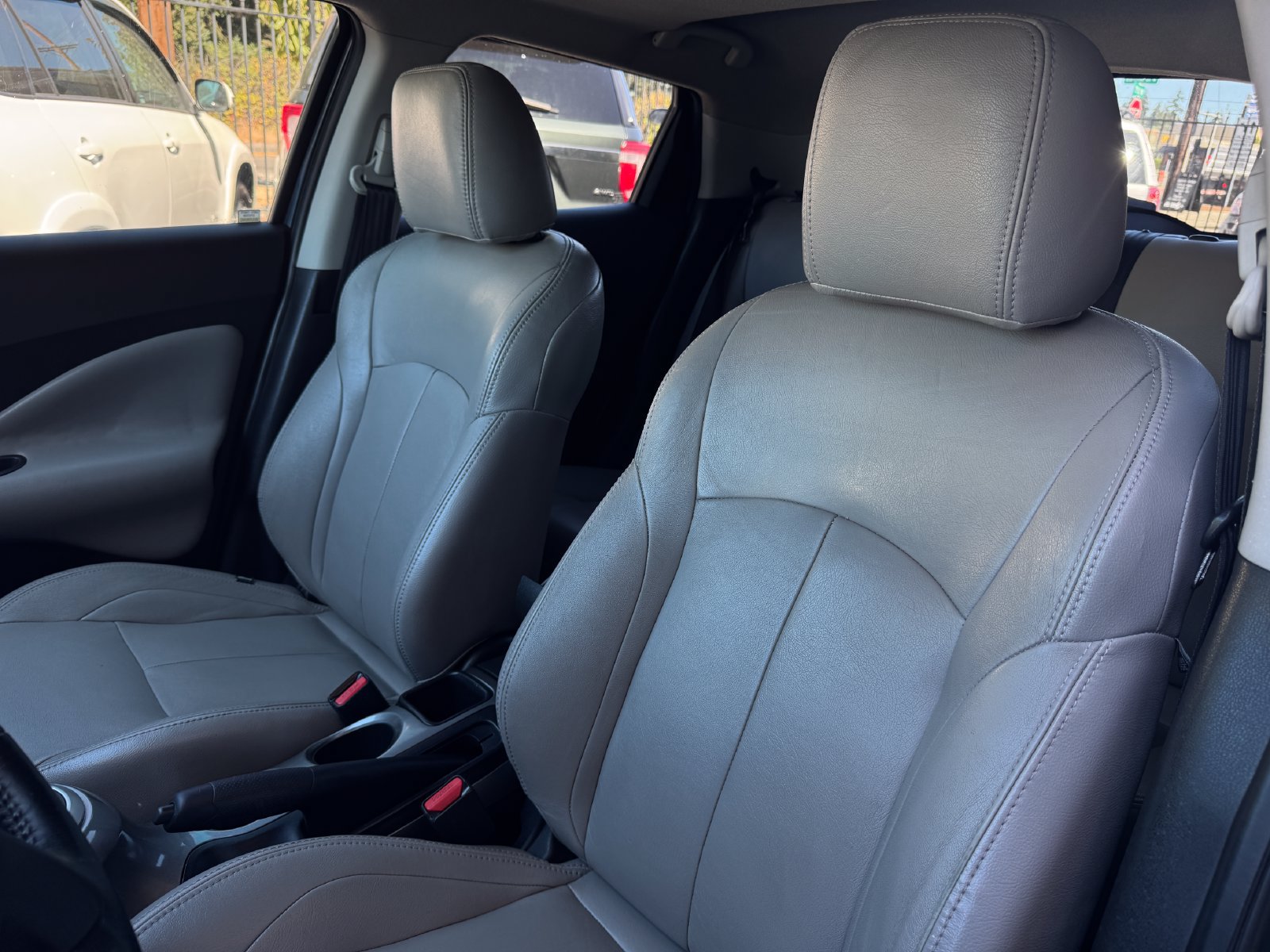 Used 2013 Nissan Juke SV w/ Midnight Edition FWD image 11
