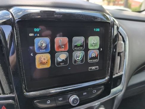 Used 2019 Chevrolet Traverse LT FWD image 13