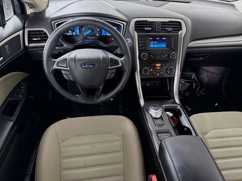 Used 2018 Ford Fusion S FWD image 17