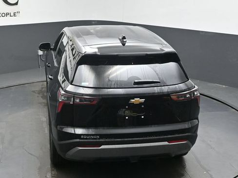 New 2026 Chevrolet Equinox LT w/ Convenience Package II FWD image 35