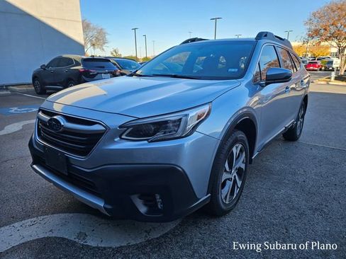 Used 2022 Subaru Outback Limited image 16