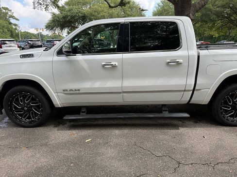 Used 2019 RAM 1500 Limited AWD/4WD image 9