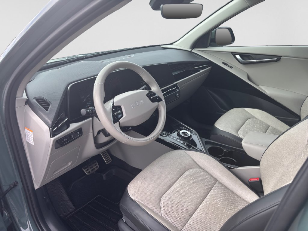 Used 2023 Kia Niro Wave w/ Wave Preserve Package FWD image 10