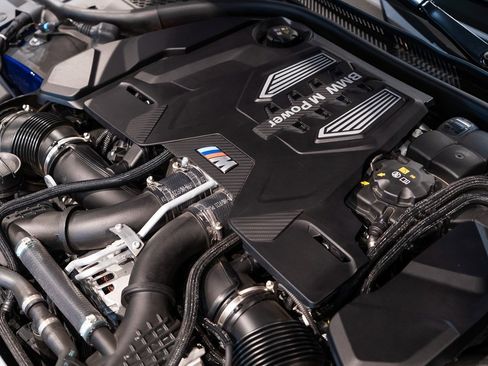 Used 2024 BMW M8 Competition image 19