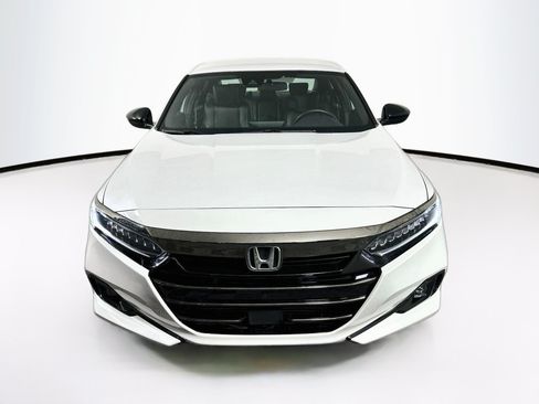 Used 2022 Honda Accord Sport image 2
