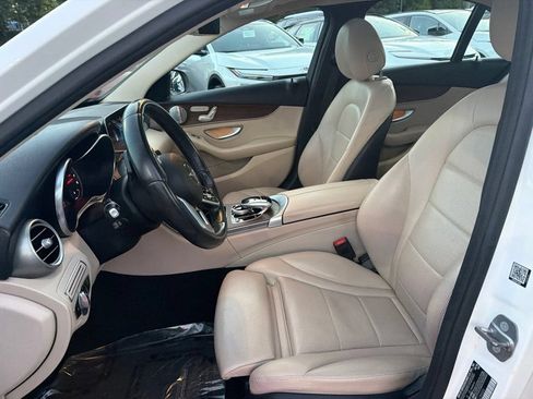 Used 2019 Mercedes-Benz C 300 4MATIC Sedan image 22