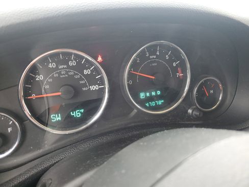 Used 2015 Jeep Wrangler Sahara image 20