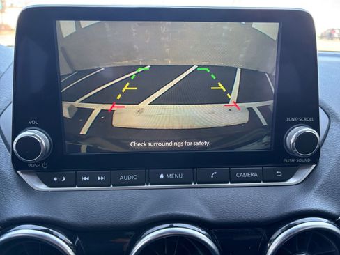 Used 2025 Nissan Sentra SV image 22