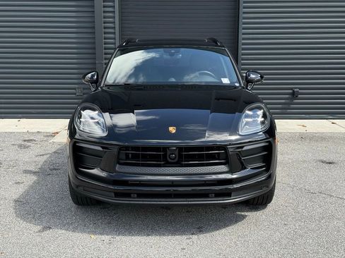 Certified 2026 Porsche Macan AWD/4WD image 28