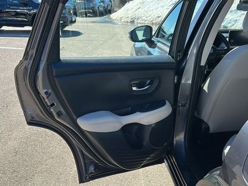 Used 2023 Honda HR-V LX image 20