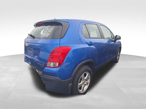 Used 2016 Chevrolet Trax LS AWD/4WD image 2
