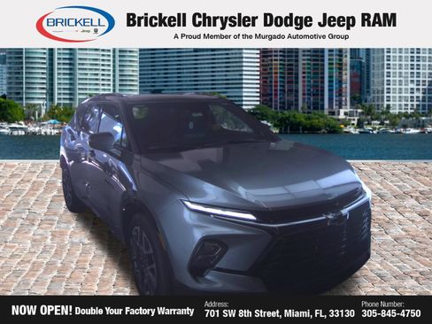 Used 2023 Chevrolet Blazer LT FWD image 9