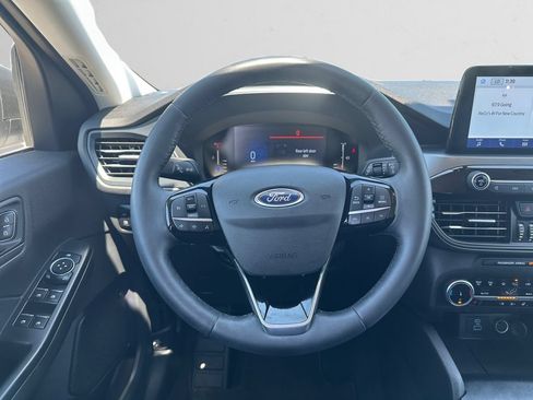 Used 2023 Ford Escape Active AWD/4WD image 13
