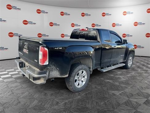 Used 2018 GMC Canyon SLE w/ SLE Convenience Package image 7