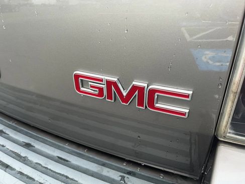 Used 2013 GMC Yukon Denali image 12