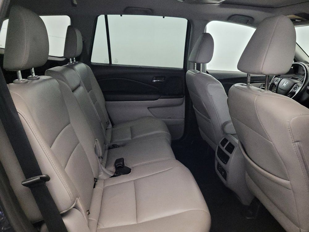 Used 2017 Honda Pilot Touring image 19