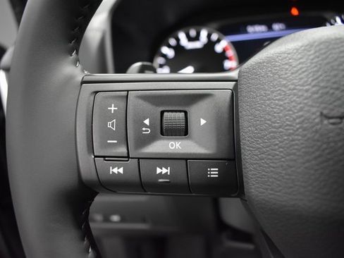 New 2026 Nissan Rogue SV image 25