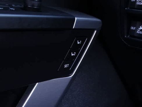 Used 2024 Toyota Tundra Platinum image 40