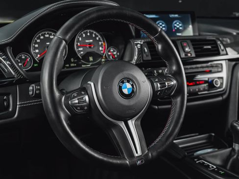 Used 2015 BMW M4 Coupe RWD image 38