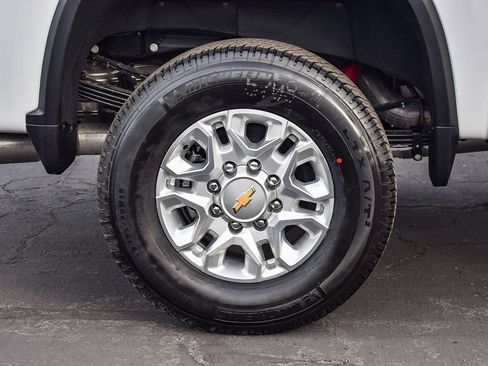 New 2026 Chevrolet Silverado 2500 LT w/ Safety Package AWD/4WD image 13