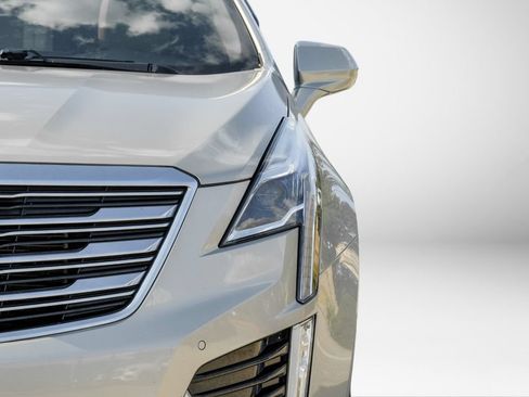 Used 2017 Cadillac XT5 Luxury w/ Driver Awareness Package FWD image 47
