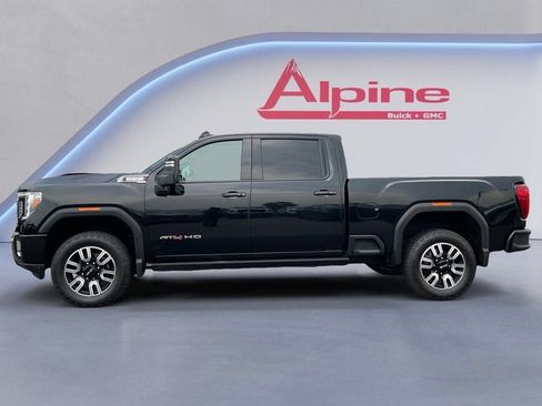 Used 2022 GMC Sierra 2500 AT4 w/ AT4 Preferred Package AWD/4WD image 2